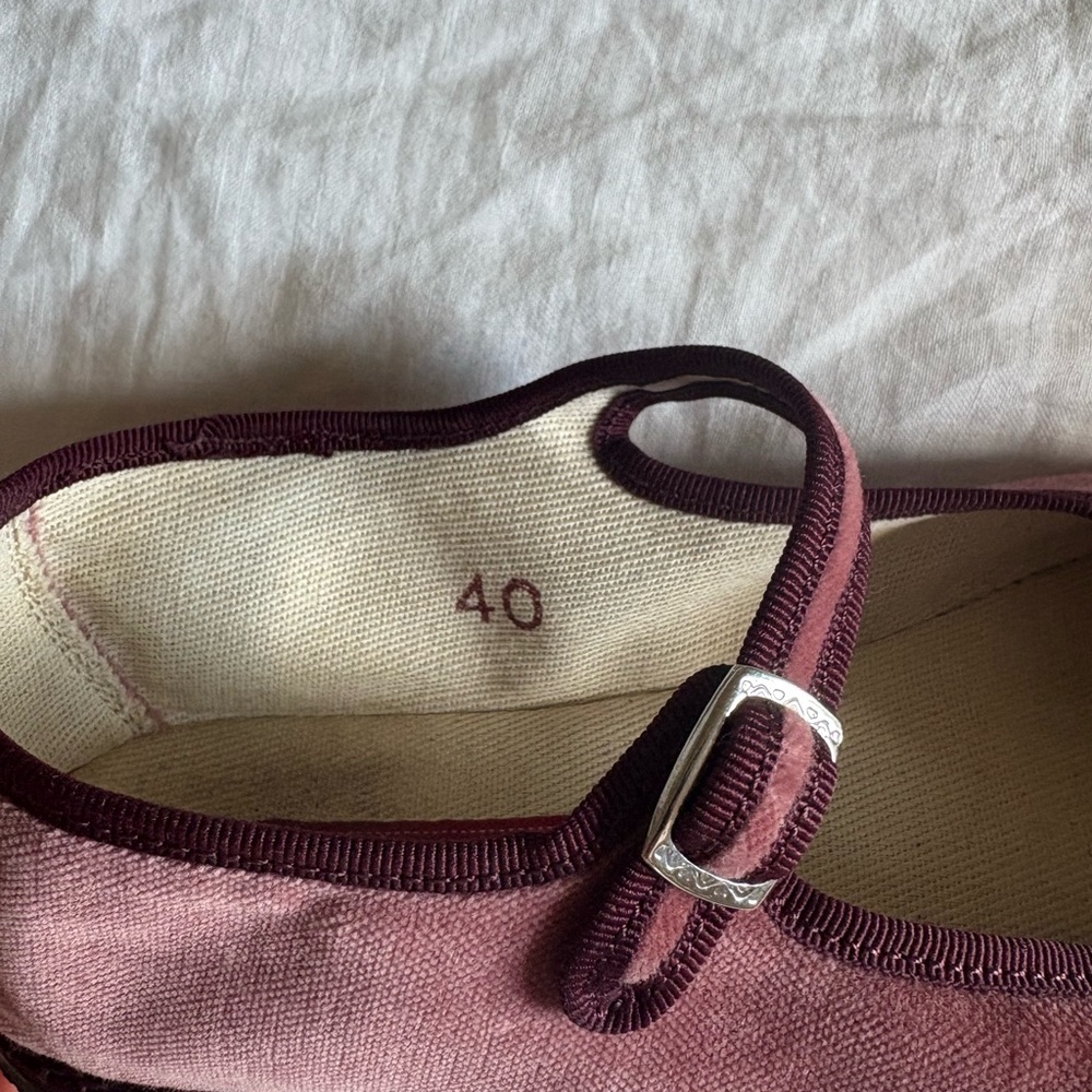 Vibi Venezia Mary Jane Flats - Picture 2 of 6